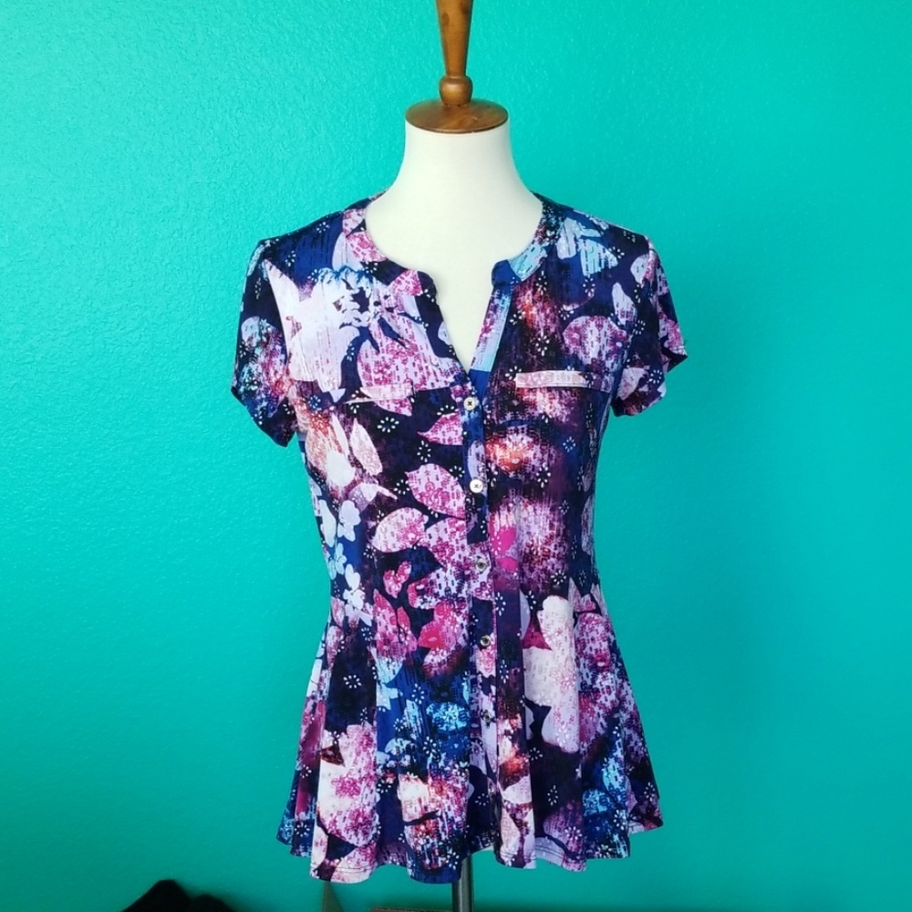 Floral Peplum-like blouse